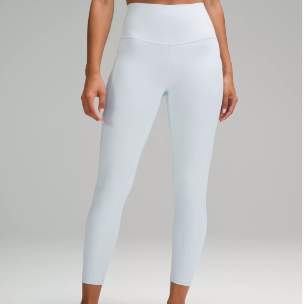 Lululemon Align 25” with pockets